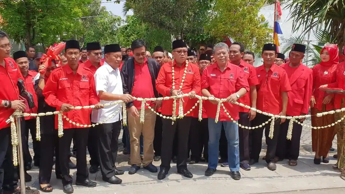 Hasto: PDIP Hidup Bersama Rakyat