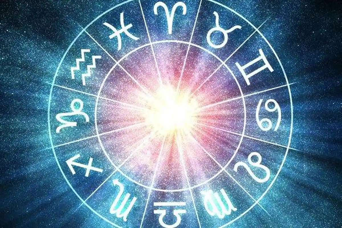 Ramalan Zodiak Hari ini Jumat 12 Maret 2021: Hari Bahagia Sagitarius, Pisces Dapat Keberuntungan