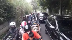 macet-Puncak-Bogor-tinggi-di-Jalur-Alternatif-Puncak-bogor.jpg