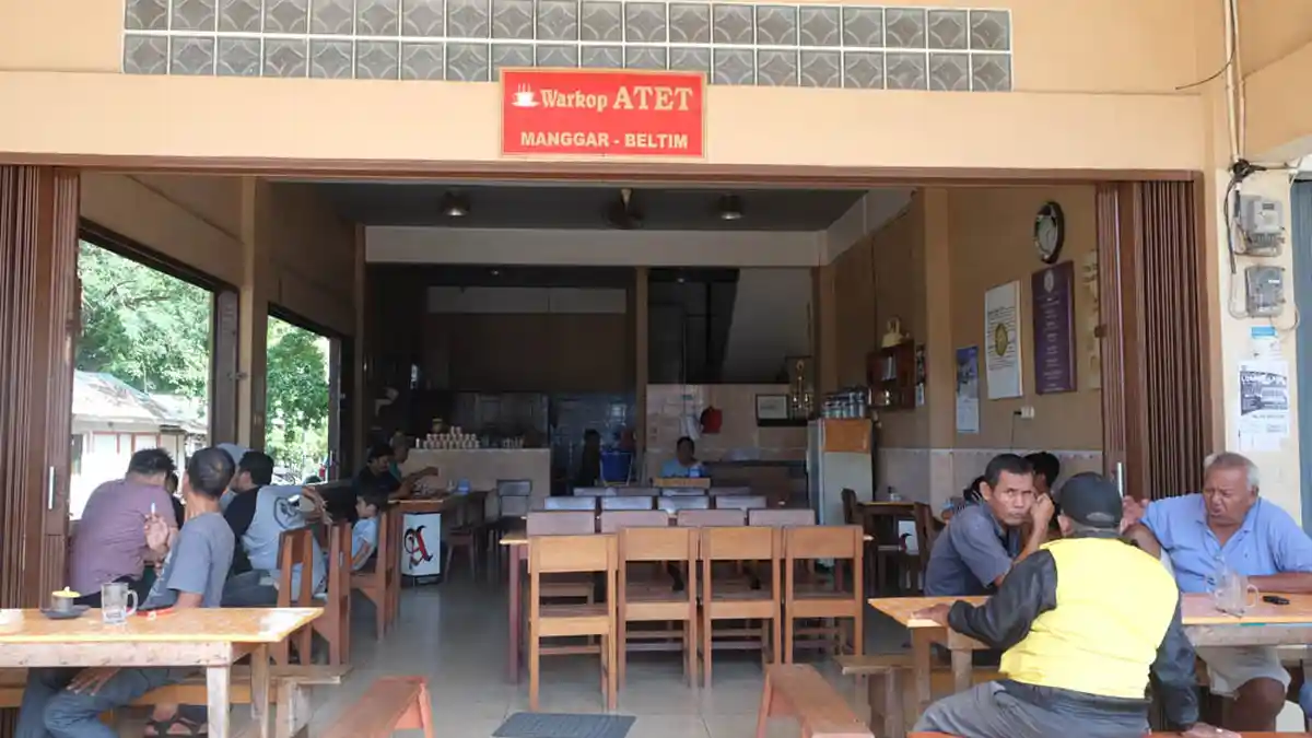 Nuansa Tempo Dulu Seruput Kopi di Kedai Legendaris Belitung