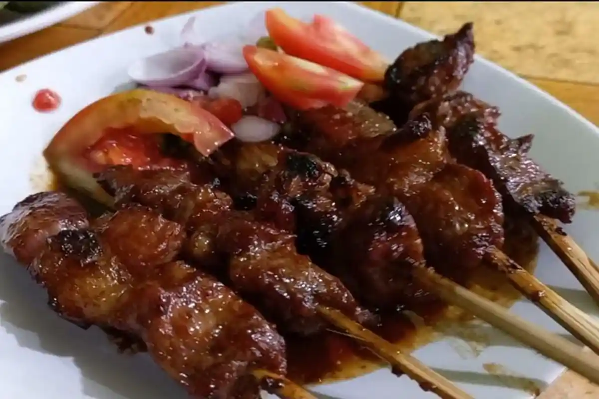 WARTA SEDAP: Sajian Kuliner Legendaris Rumah Makan 'Sate Anda' di Bekasi, Berjualan Sejak Tahun 1970