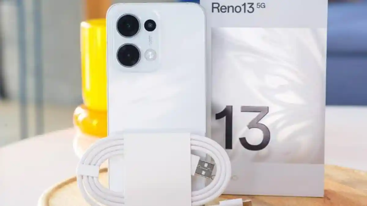Perbandingan Harga HP Oppo Reno13 5G Vs Samsung Galaxy S24 FE, Selisih Sedikit dan Spek Bersaing