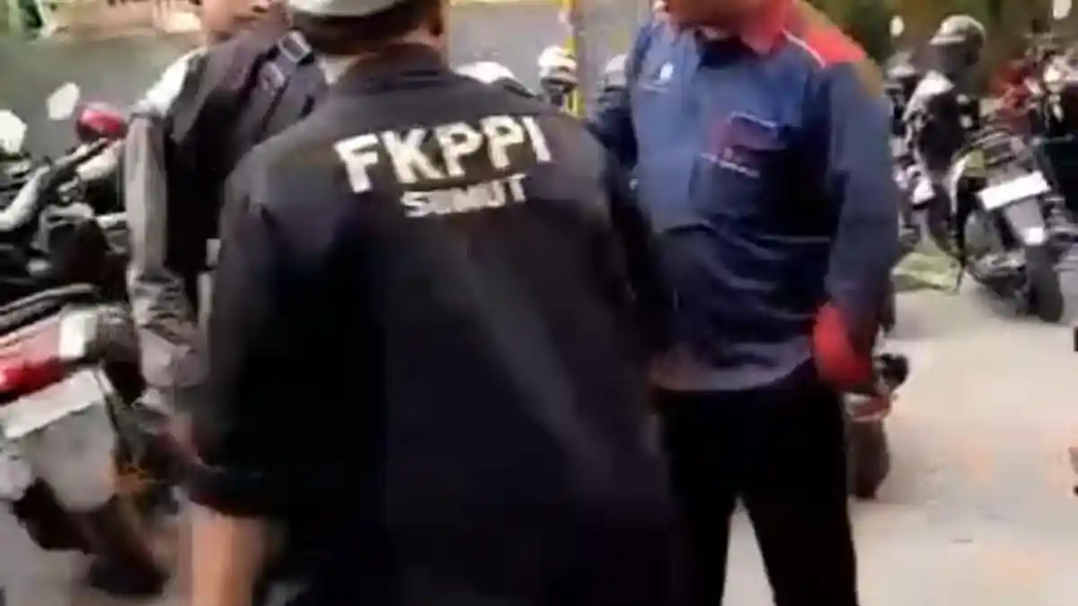 Pengelola Parkir di Hotel Grand Antares Medan Digebuki Pria Berseragam Ormas, Bibirnya Sampai Pecah