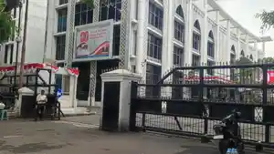 Suasana-di-Gedung-DPRD-Sumut-Jalan-Imam-Bonjol-Medan-Senin-2582025.jpg