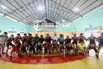 Sejumlah-atlet-gulat-latihan-rutin-di-Aula-Yayasan.jpg