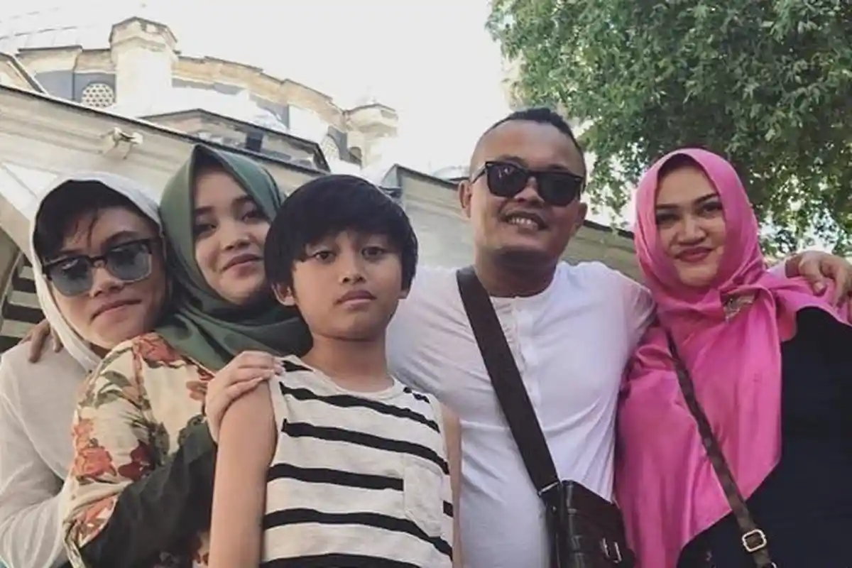 Sidang Cerai Masih Berlanjut, Sule Sebut Siap Datang untuk Mediasi