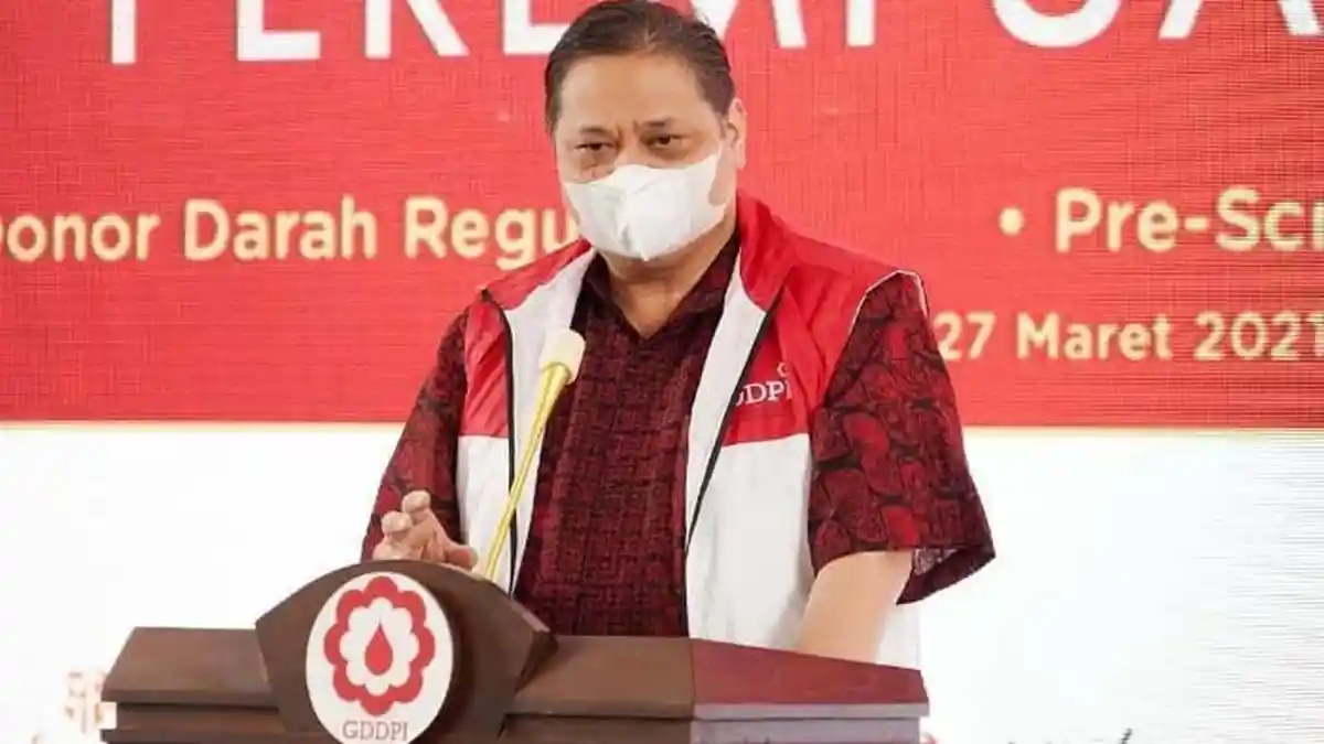 Menko Perekonomian Airlangga Hartarto: PPKM Mikro dan Vaksinasi Kunci Pengendalian COVID-19