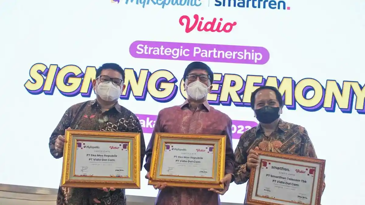 Kini Pengguna Smartfren Bebas Saksikan Seluruh Tayangan Streaming di Vidio