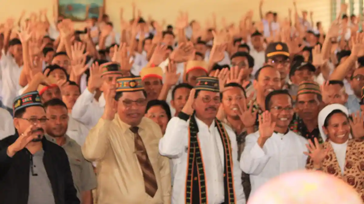 Nandy dan Egen Senang Menkominfo Kunjungi Seminari Pius XII Kisol