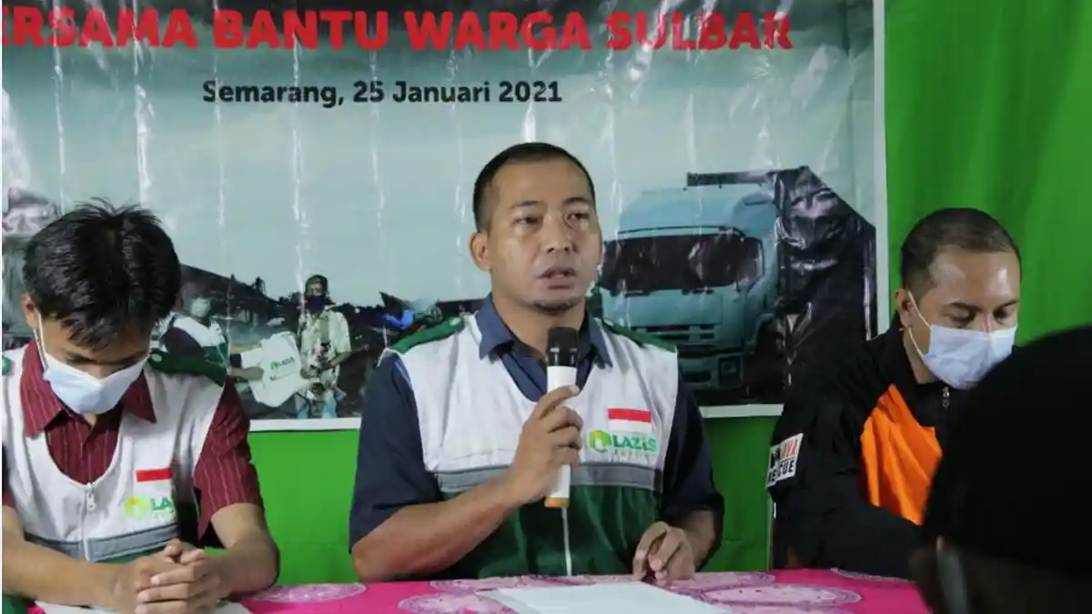Truk Bantuan Kemanusiaan dari Lazis Jateng untuk Majene dan Mamuju