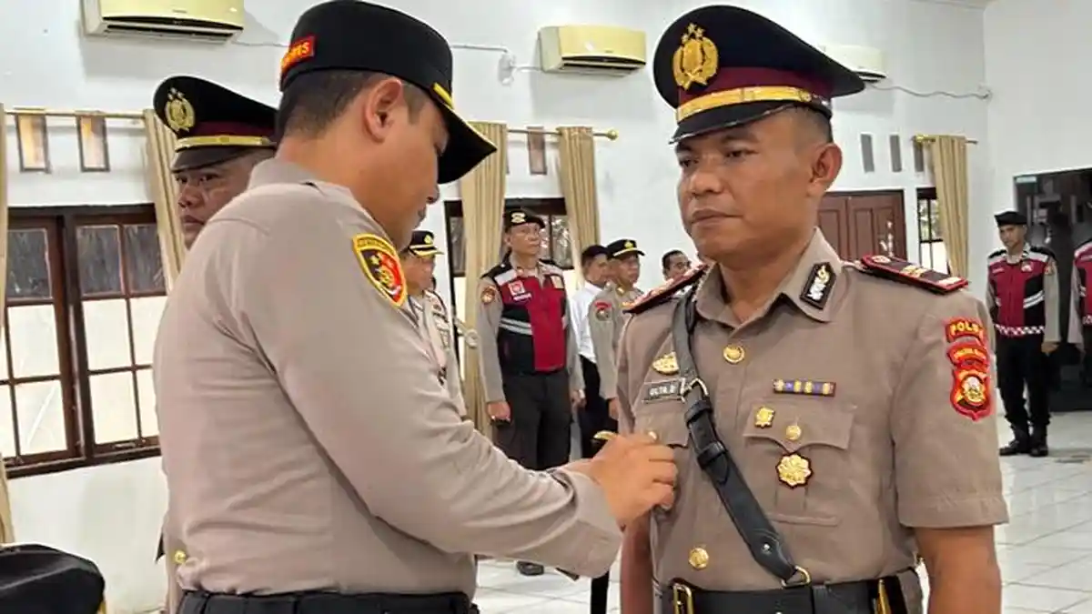 IPTU Ulta Deanto Jabat Kapolsek Prabumulih Timur, AKP Alias Suganda Promosi Tugas ke Polda Sumsel