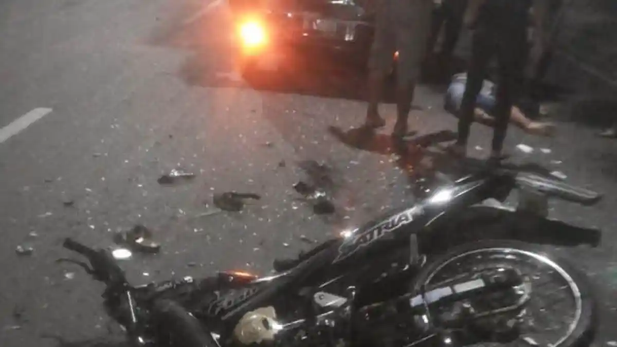 Kecelakaan Maut: Empat Remaja Naik Satu Motor Satria FU Tewas Tabrakan Adu Banteng vs Truk Tronton