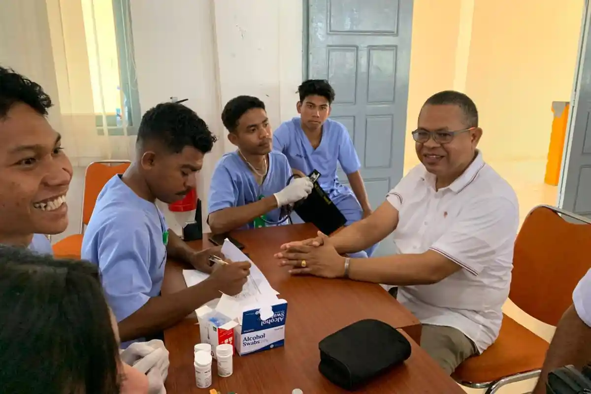 Sambut Dies Natalis ke-20, Dosen hingga Mahasiswa Universitas Nusa Nipa Ikut Donor Darah