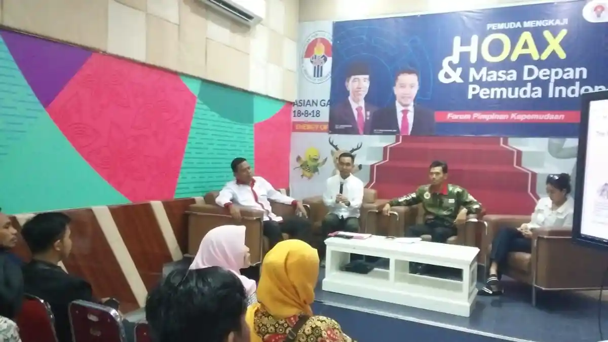 Kemenpora Gelar Diskusi Hoax dan Masa Depan Pemuda
