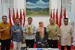 Pemerintah-Kabupaten-Sumedang-meraih-predikat-sebagai-Badan-Publik-Informatif.jpg