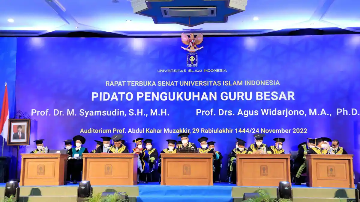 UII Tambah Dua Profesor di Bidang Ilmu Hukum dan Ekonomi
