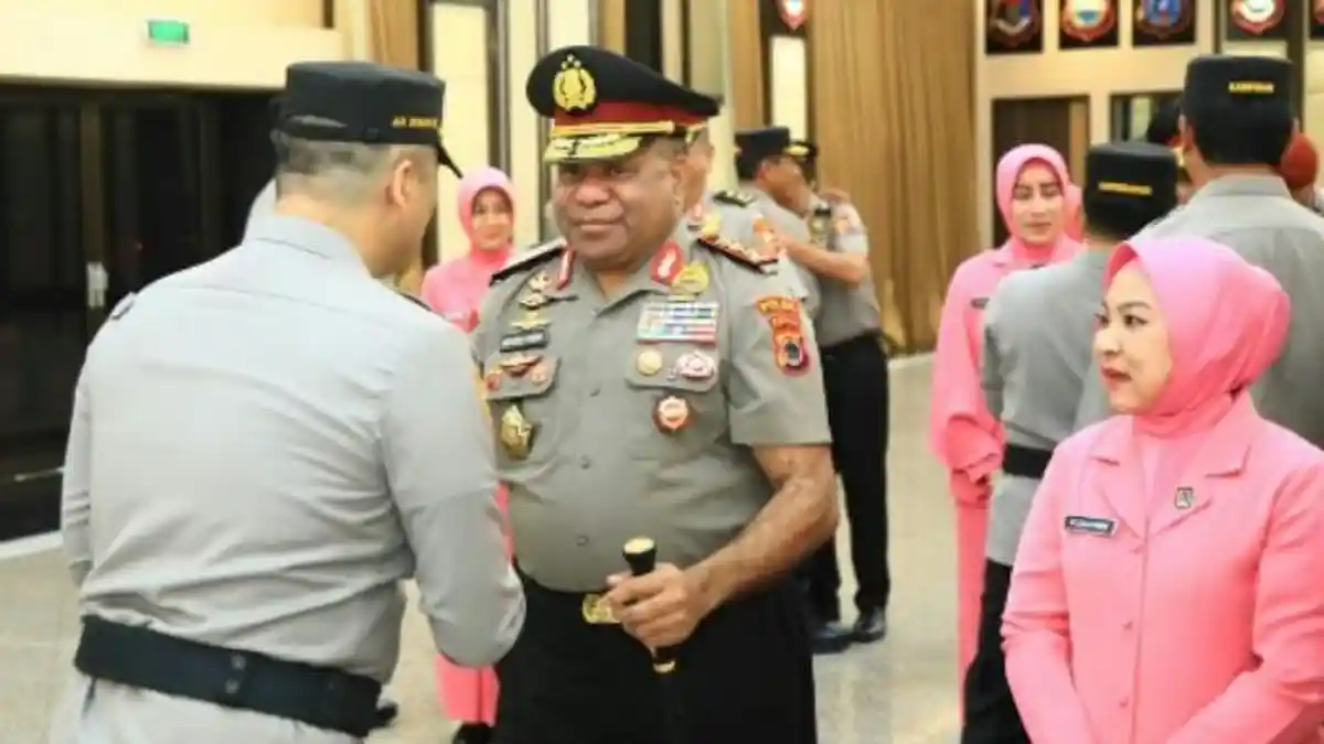 Daftar Terbaru 18 Jenderal Bintang 3 Polri, Kapolda Papua Cetak Sejarah