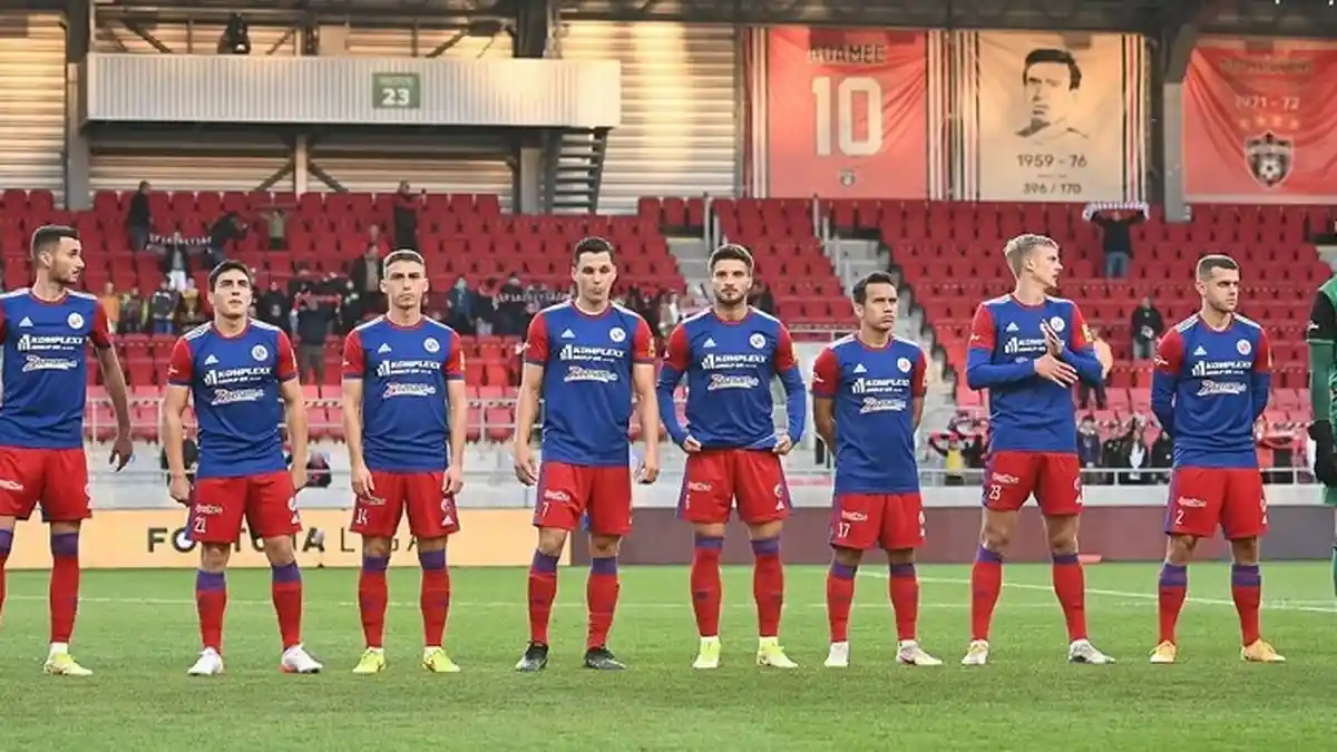 LINK BARU Nonton FK Senica Malam Ini, Tendangan Egy Ditangkap Kiper Liptovsky