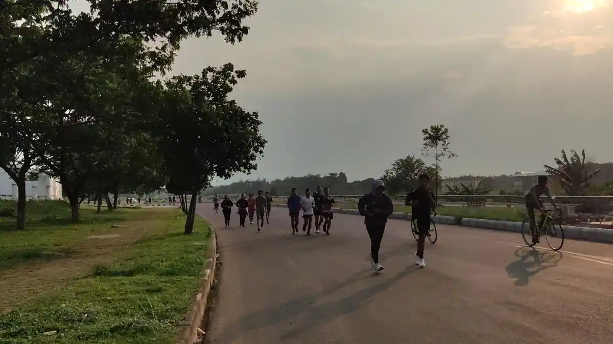 Prakiraan Cuaca Kota Bogor 16 Agustus 2025: Pagi Hari Cerah, Sore Hujan Ringan