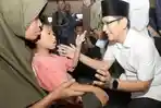 Penyerahan-Zakat-Wali-Kota-Medan-Rico-Tri-Putra-Bayu-Waas-mendistribusikan-zakat-dari-ASN.jpg