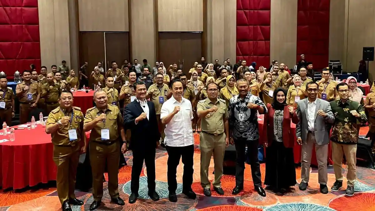 Ary Ginanjar Perkuat Kapasitas ASN BerAKHLAK Para Pegawai Pemkot Makassar