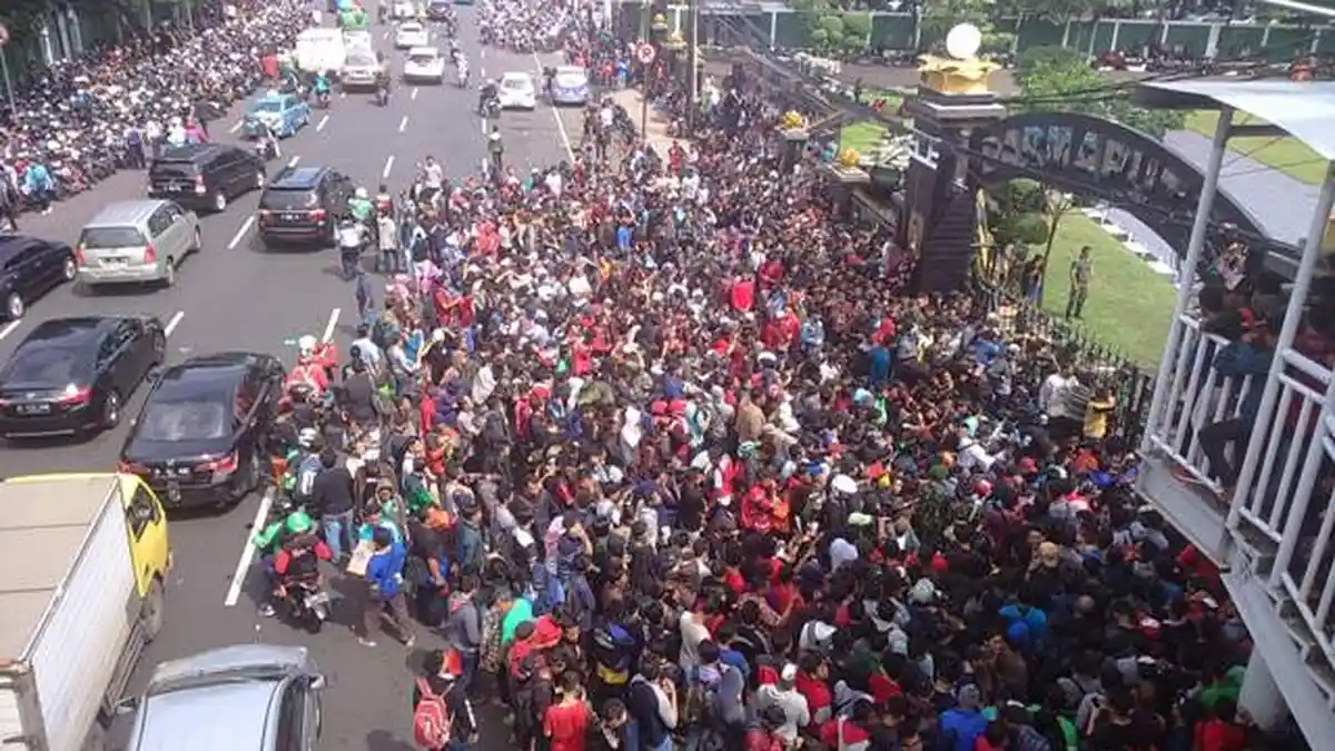 Begini Membludaknya dan Antrian Pembeli Tiket Final AFF