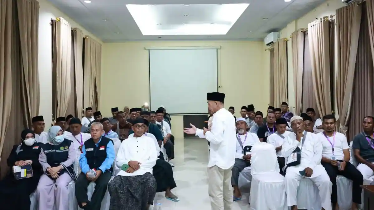 Kemenang Malut Beri Penguatan Tugas ke Karom dan Karu Haji 2025, Amar Manaf: Sabar Jadi Modal Utama