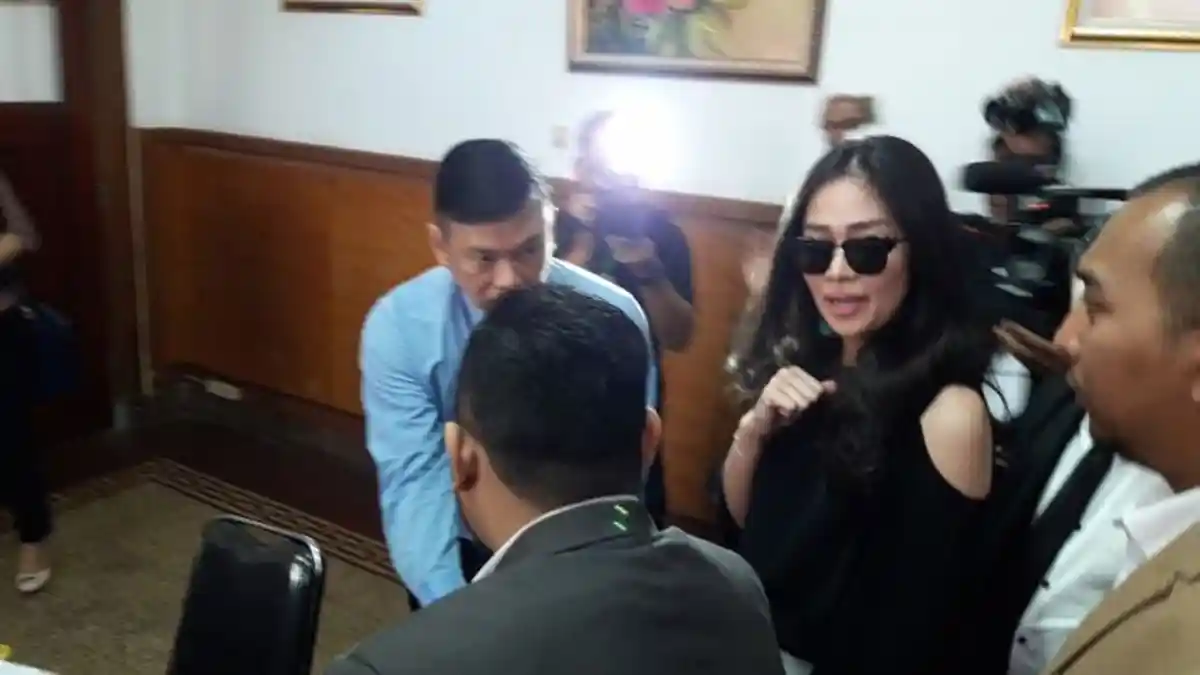 Bertemu David NOAH Pertama Kali di Sidang Perceraian, Ini yang Dikatakan Gracia Indri