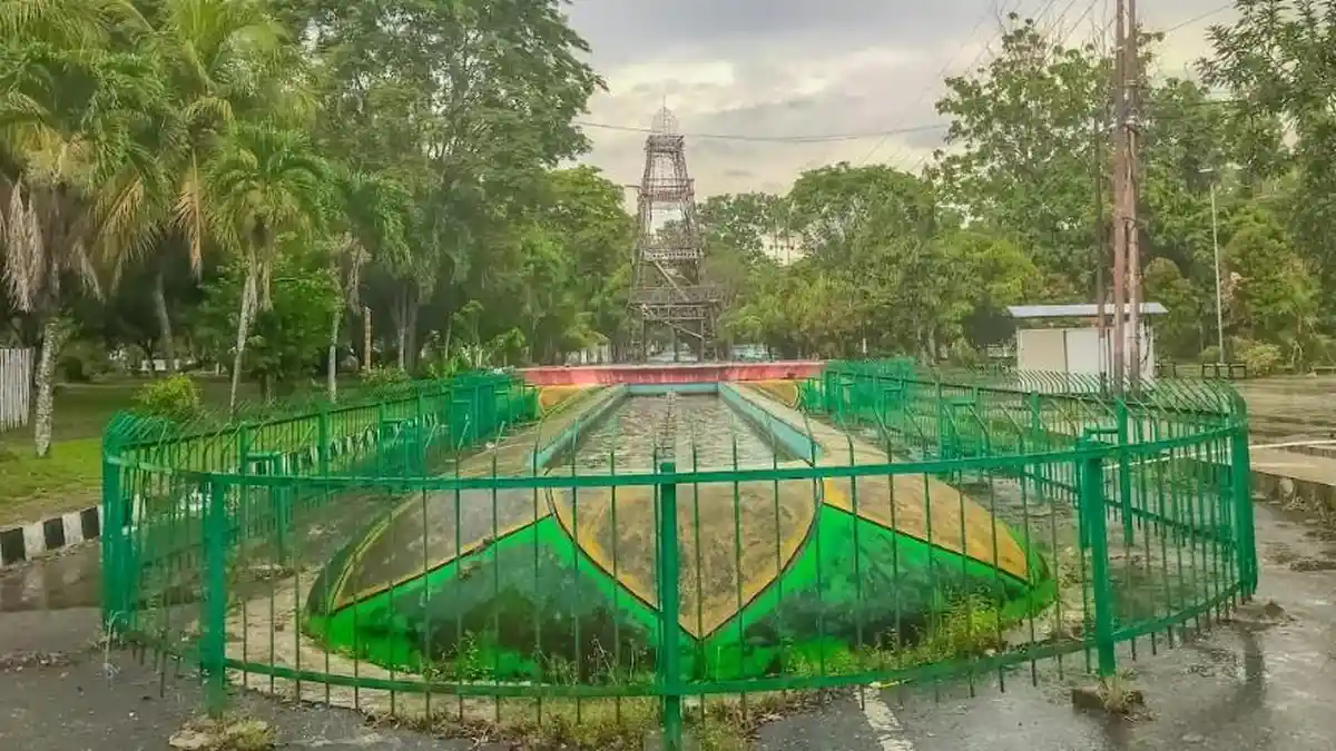 Zulkifly Nangili Minta Air Mancur di Menara Limboto Gorontalo Dibongkar, Kembalikan Jalan Umum