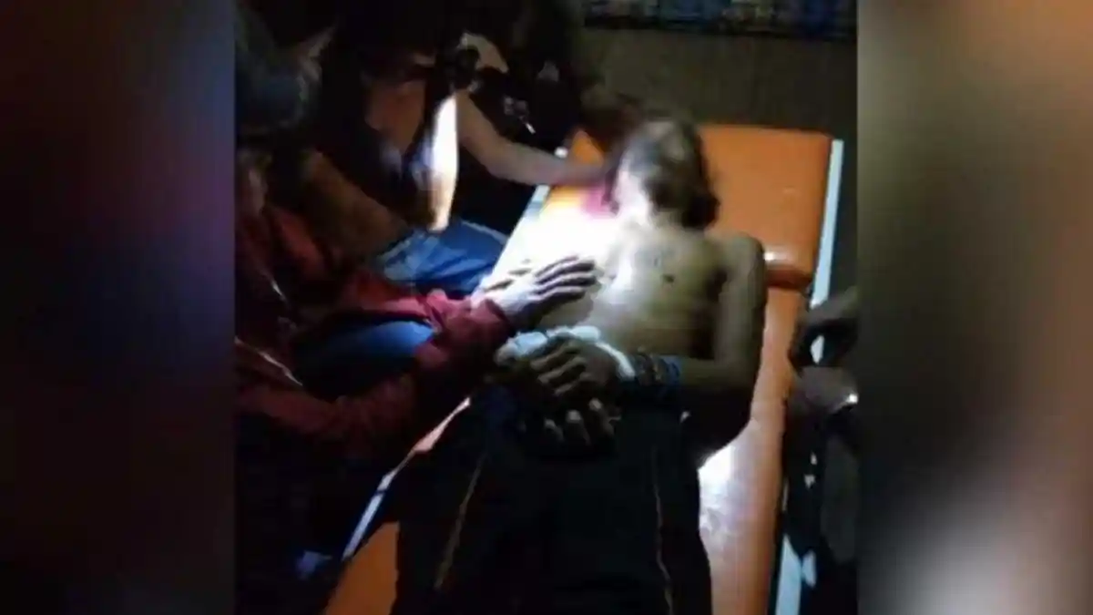 Video Pawang Ular Digigit Kobra, Awalnya Tertawa Kini Sudah Tak Bernyawa