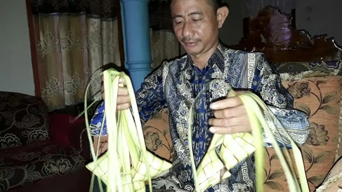 Datanglah Berlebaran di Tempat ini, Masyarakat akan Bagikan Ribuan Ketupat Secara Gratis