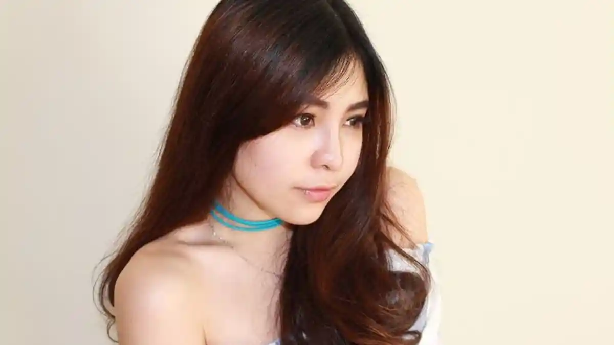 Tak Mesti Berdandan Gotik, Chocker Juga Cocok dengan Tampilan Kita yang Biasa