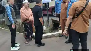 Kunjungan-Bupati-Kuningan-H-Dian-Rachmat-Yanuar.jpg