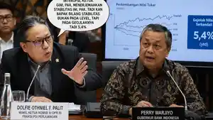 Dolfie-Othniel-Frederic-interupsi-Gubernur-BI.jpg