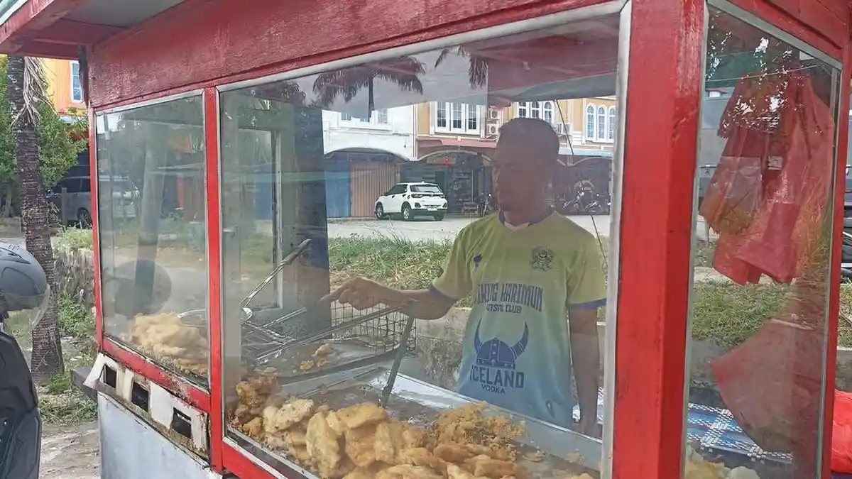 Harga Plastik di Karimun Naik 15 Persen, Pedagang Kecil Menjerit: Modal Membengkak - pedagang-UMKM-di-Karimun-942026.jpg