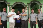 Rutan-Kelas-IIB-Tarutung-Terima-Bantuan-Renovasi-Masjid.jpg