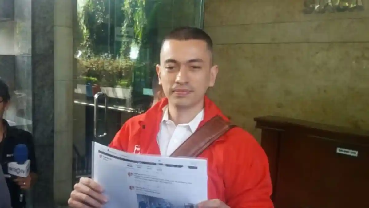 Akan Sampaikan Langkah Politiknya, Rian Ernest Bakal Gabung Perindo?