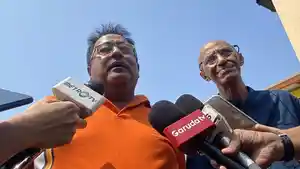 Calon-Wakil-Gubernur-Jakarta-nomor-urut-3-Rano-Karno-271024.jpg