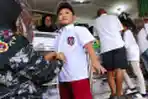 Penjualan Seragam Sekolah Meningkat