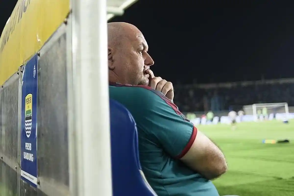 Coach Bojan Hodak Bahagia Dua Pemain Persib Bandung Dipanggil Timnas