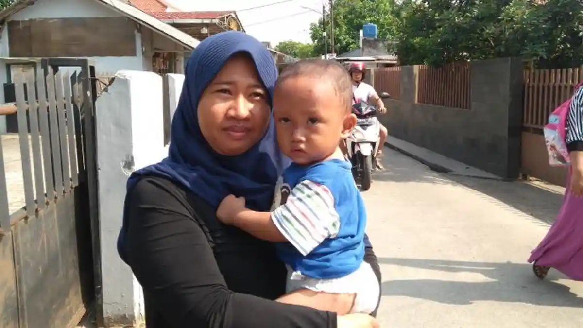 Driver Go-Jek Perempuan Ini Bingung Cari Dana Operasi Bayinya