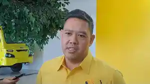 Ketua-DPP-Partai-Golkar-Dave-Laksono-saat-ditemui-di-Kantor-DPP-Partai-Golkar-Sabtu-1692023.jpg