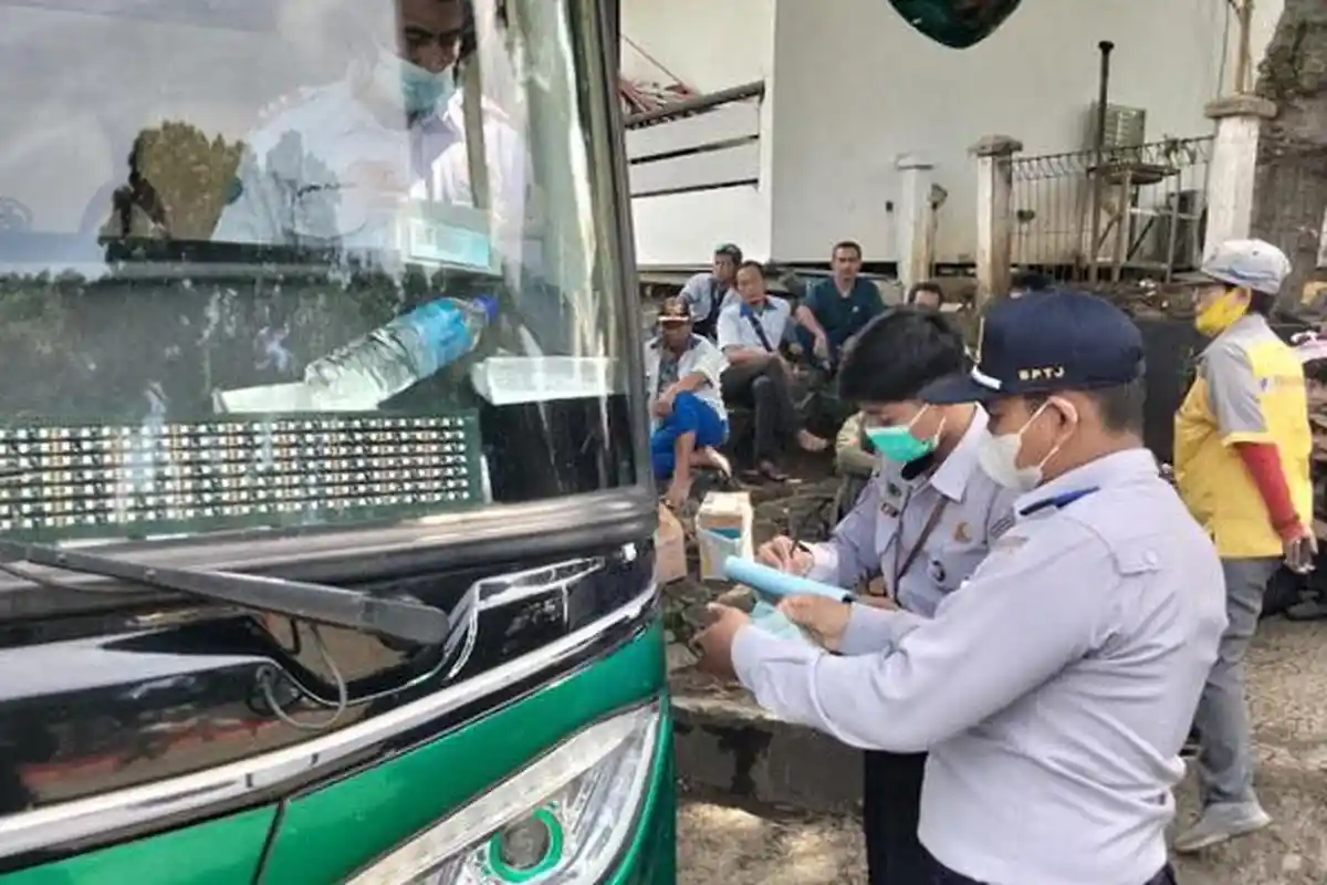 Pastikan Mudik Lebaran 2022 Aman, Terminal Baranangsiang Lakukan Ramp Check Bus AKAP