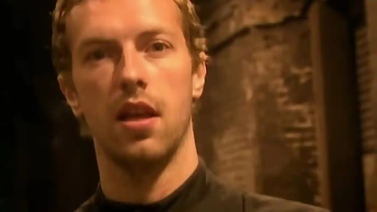 Chord Gitar dan Lirik Lagu Fix You - Coldplay, Kunci Mudah dari C: When You Try Your Best