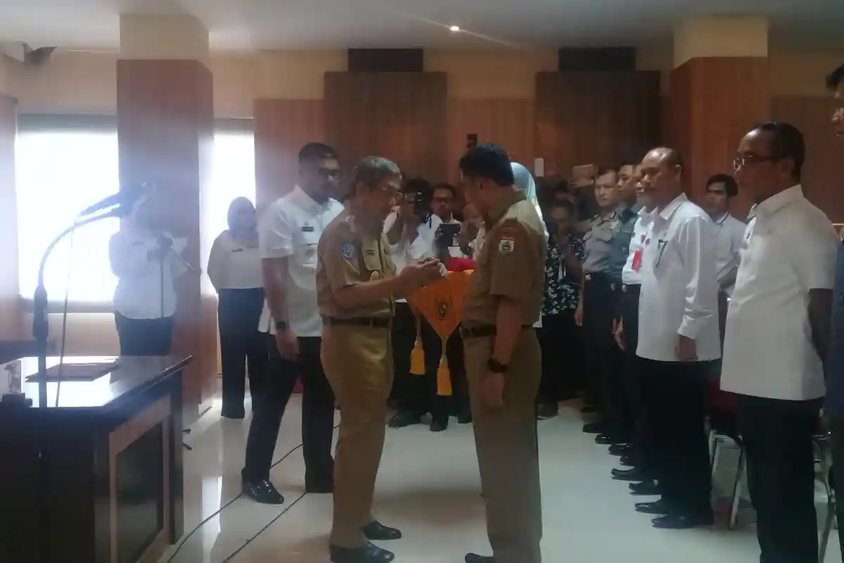 Kepala BKD Sulbar Jabat Plt Bupati Polman, Ini Gebrakan Pertama