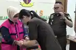 Alasan-Kesehatan-Kuasa-Hukum-Minta-Penangguhan-Penahanan-Eks-Sekda-Kendari-Nahwa-Umar-ke-Kejari.jpg