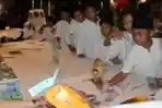 100 Anak Yatim Buka Bersama Lusi Rahmawati dan Dewi Gita