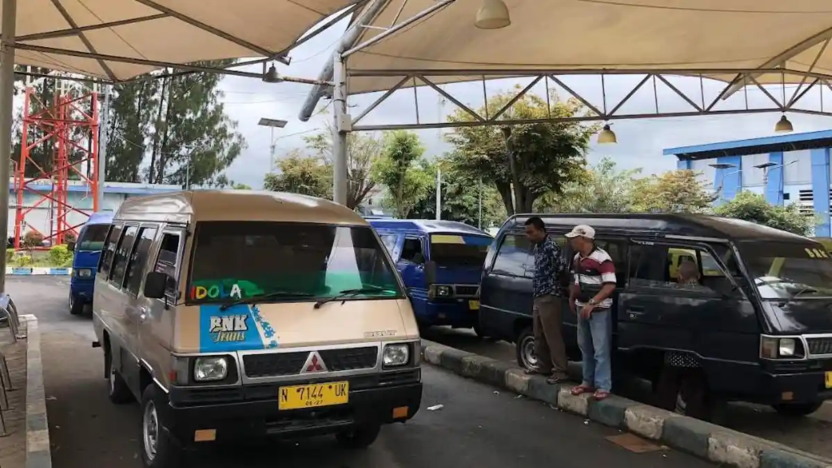 Sopir Angkot di Batu Menjerit, Sepi Penumpang Sejak Pandemi, Kalah Saing dengan Motor dan Ojol