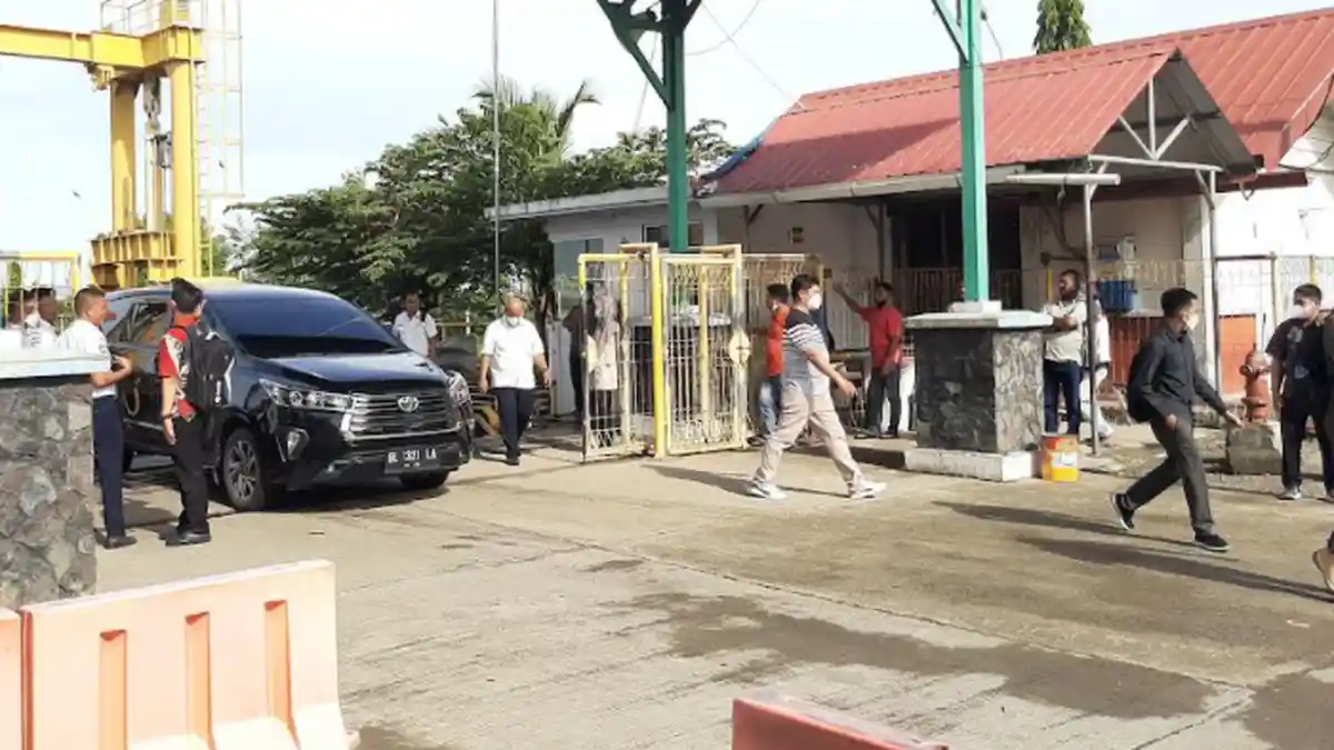 Penyidik KPK Periksa Kondisi KMP Aceh Hebat 2 Selama Enam Jam di Pelabuhan Ulee Lheue