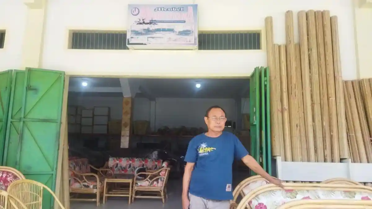 Cerita Heru Ahmad Bisnis Kursi Rotan di Gorontalo: Dulu Omzet Ratusan Juta Rupiah, Kini Sepi Peminat
